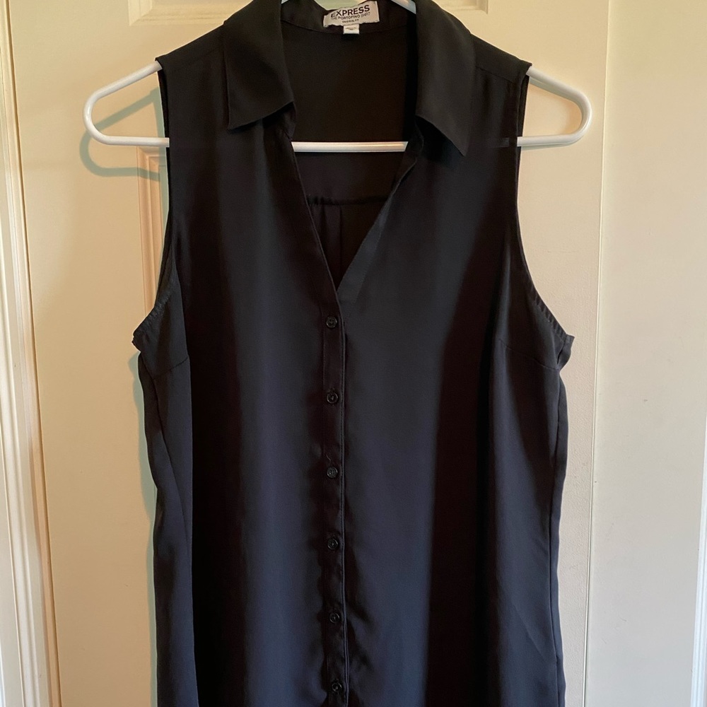 Express portofino sleeveless button up shirt